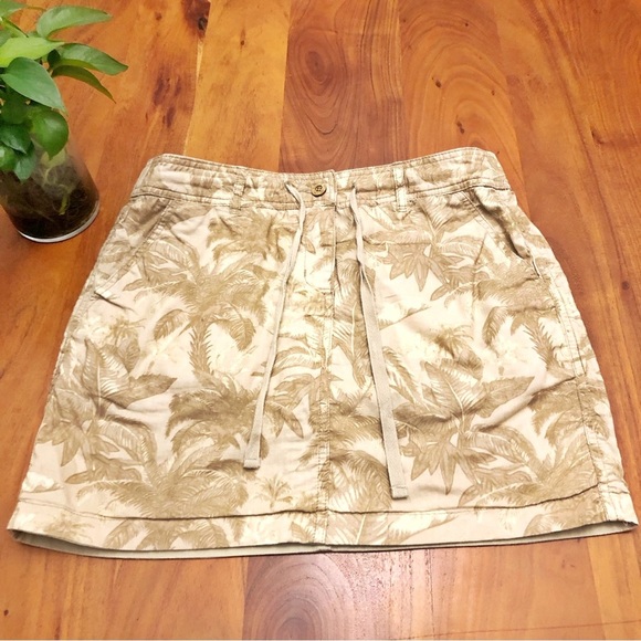 Double Sided Tropical Print & Plain Beige Minimalist & Pattern A Line Mini Skirt - Picture 15 of 15